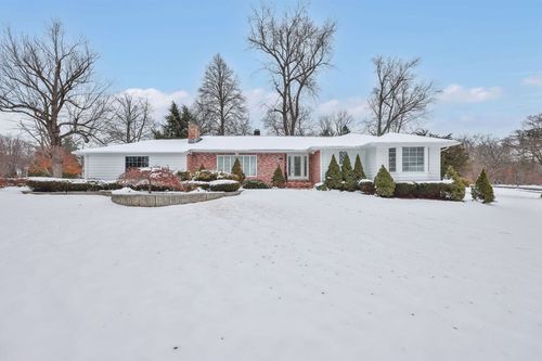 24 Cunningham St, Springfield, MA, 01107-2118 | Card Image