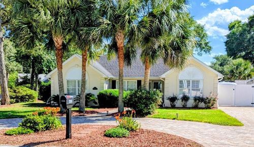611 5th Ave N, Surfside Beach, SC, 29575-3961 | Card Image