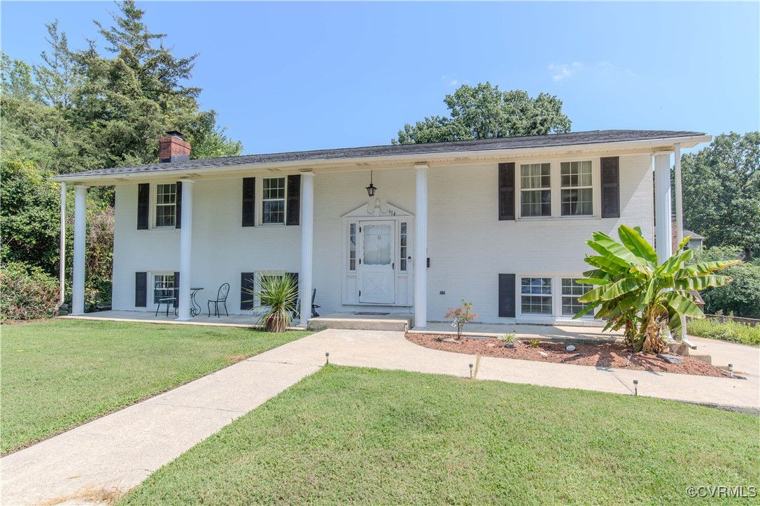Compton Rd, Colonial Heights, VA 23834