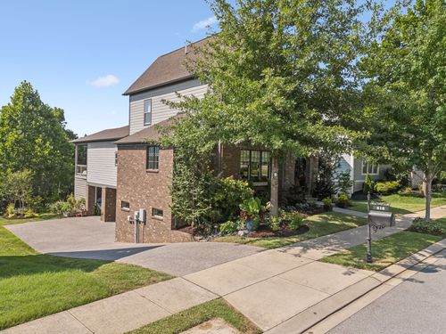 618 Finnhorse Ln, Franklin, TN, 37064-3252 | Card Image