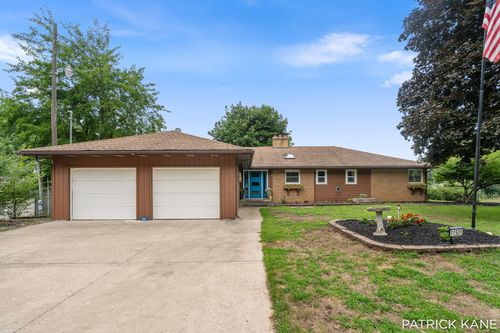 11501 S West County Line Rd, Greenville, MI, 48838-9070 | Card Image
