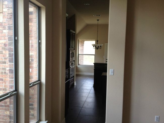 7813 Oteka Cv, House other with 4 bedrooms, 3 bathrooms and 4 parking in Austin TX | Image 13