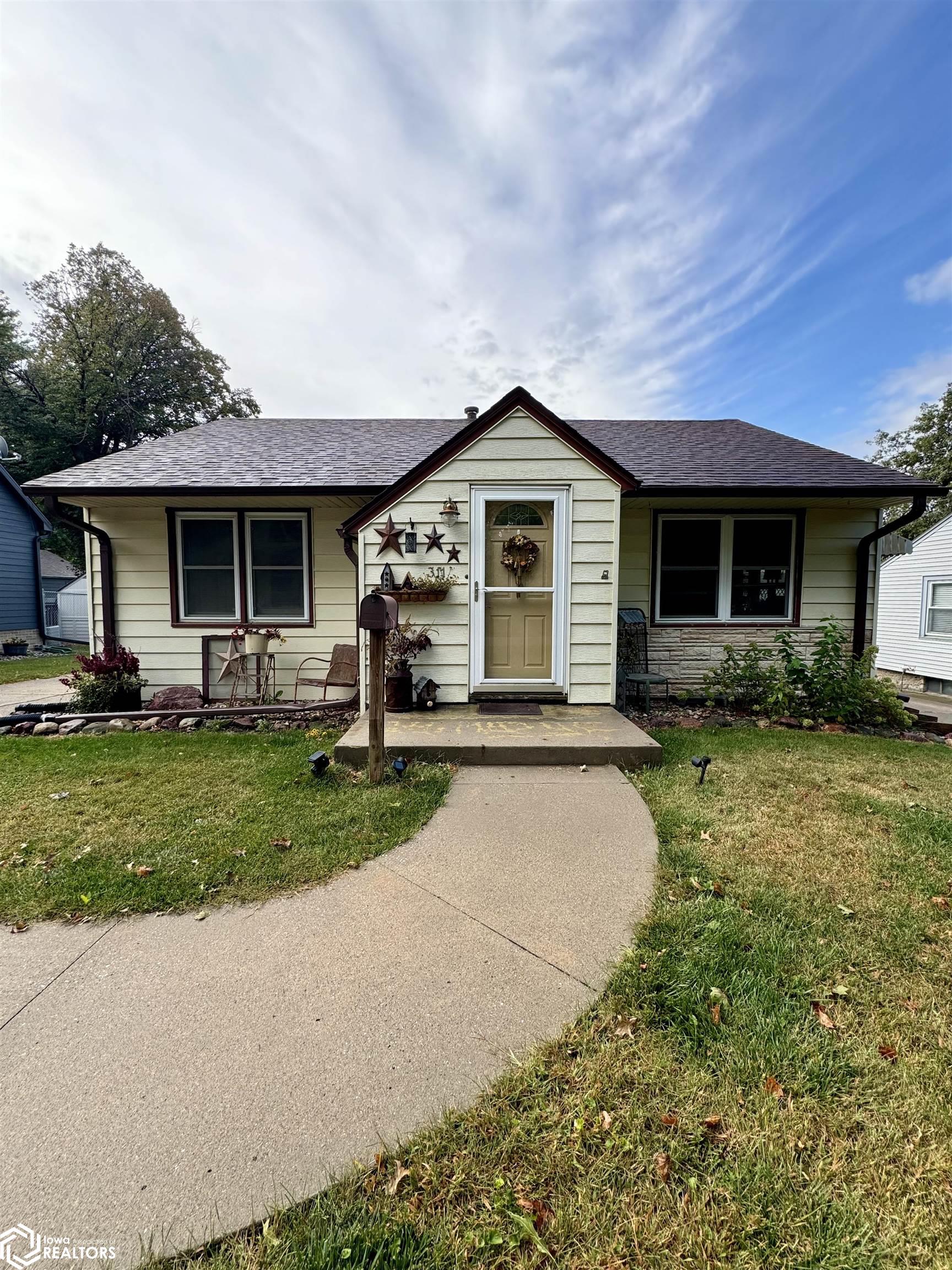 Mantz Ave, Audubon, IA 50025