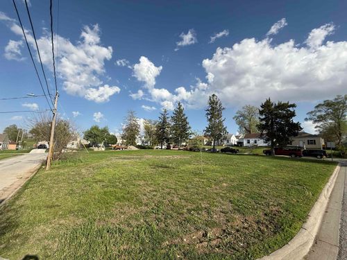 6216 Campbell Ave, Omaha, NE, 68107-4126 | Card Image