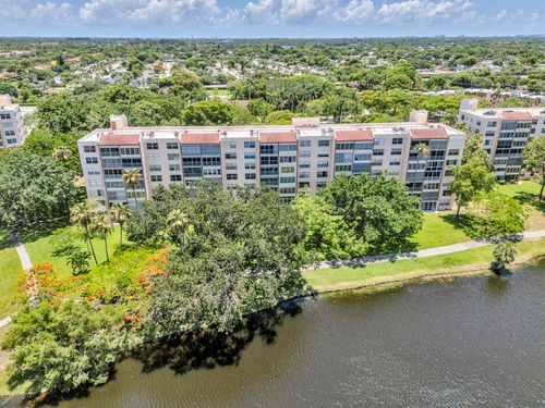 apt-203-14623 Bonaire Blvd, Delray Beach, FL, 33446-1769 | Card Image