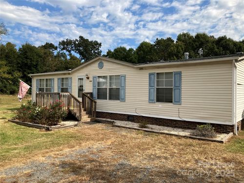 3914 S Nc 127 Hwy, Hickory, NC, 28602-8241 | Card Image