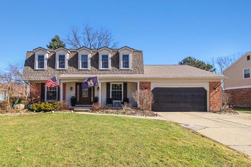 10030 Tennyson Dr, Plymouth, MI, 48170-3646 | Card Image