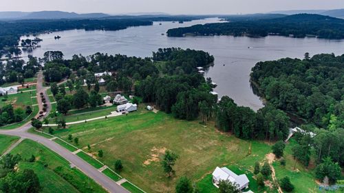 519 N Shore Dr, Scottsboro, AL, 35769-7873 | Card Image