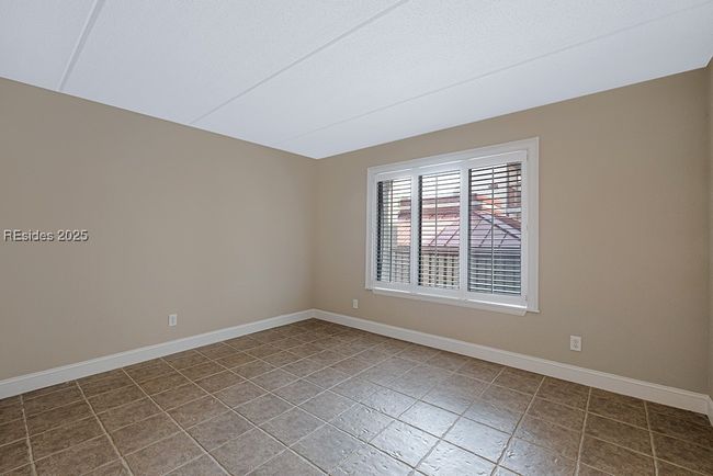 APT-311 - 100 Helmsman Way, Condo with 2 bedrooms, 2 bathrooms and null parking in Hilton Head Island SC | Image 15