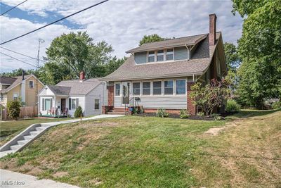 1525 35th Street Nw, House other with 3 bedrooms, 1 bathrooms and null parking in Canton OH | Image 1