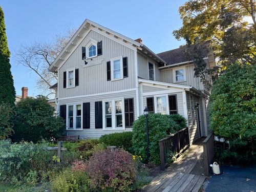 22 Park St, Thomaston, CT, 06787-1728 | Card Image