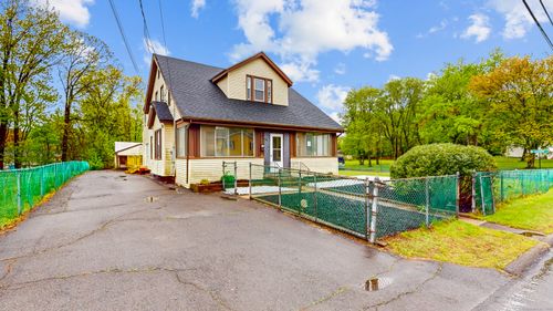 49 Gilbert Ave, Bloomfield, CT, 06002-3824 | Card Image