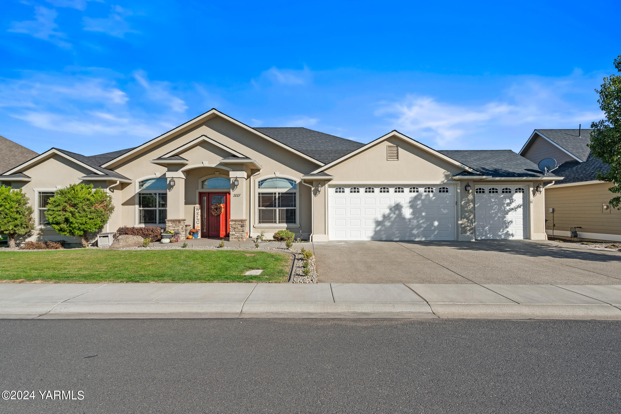 87th Ave, Yakima, WA 98903