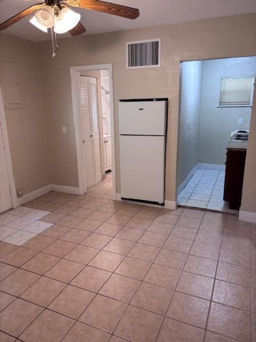 unit-b-0 Se 48th Avenue, Stuart, FL, 34997 | Card Image