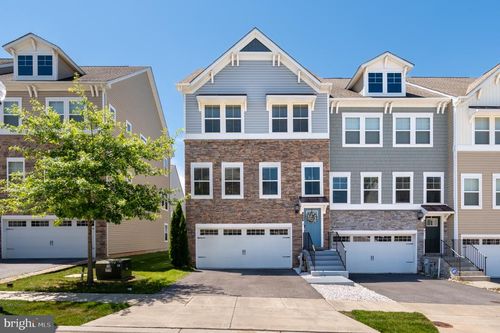 923 Thurston Ln, GLEN BURNIE, MD, 21060-7599 | Card Image