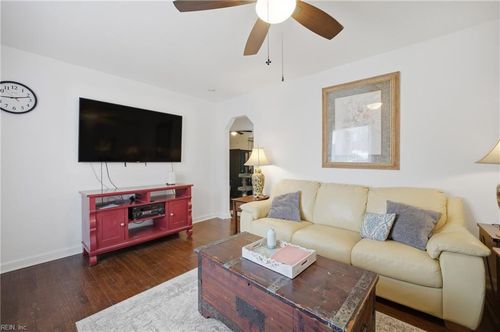 3521 County St, Portsmouth, VA, 23707-3206 | Card Image