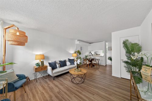 apt-a419-46-270 Kahuhipa St, Kaneohe, HI, 96744-6092 | Card Image