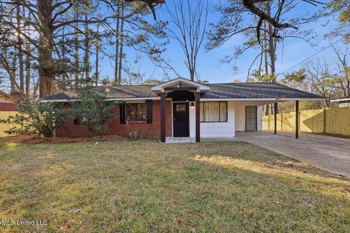 2877 Teresa Dr, Jackson, MS, 39212-2762 | Card Image