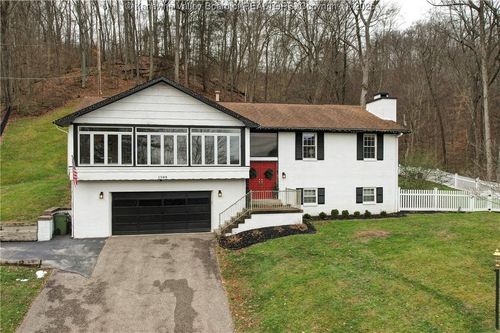 1509 Hunter Dr, Charleston, WV, 25311-1029 | Card Image