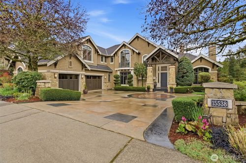 15538 Se 79th Pl, Newcastle, WA, 98059-9227 | Card Image