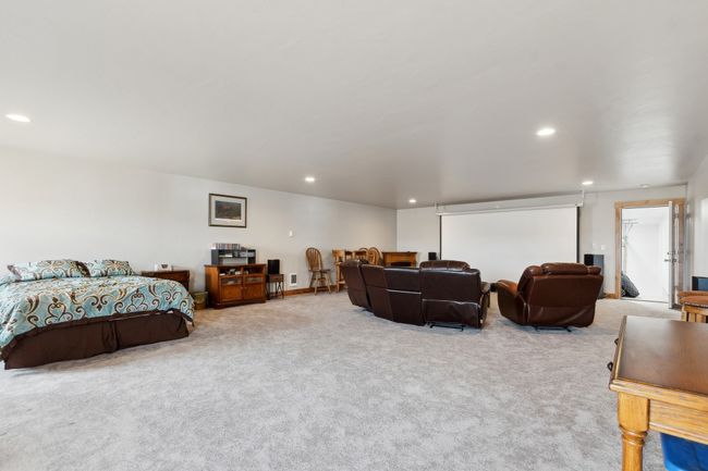 Living room -Upstairs | Image 35