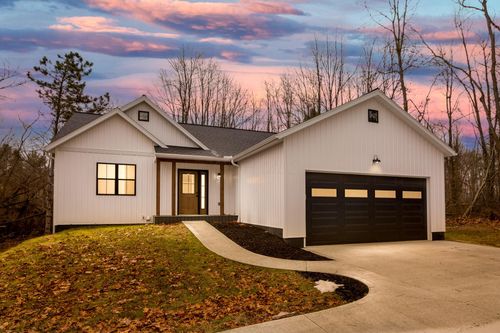 lot-435-210 Woodlawn Cir, Howard, OH, 43028-9539 | Card Image