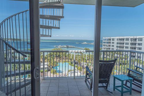 ph-6-1322 Miracle Strip Pkwy Se, Fort Walton Beach, FL, 32548-6805 | Card Image