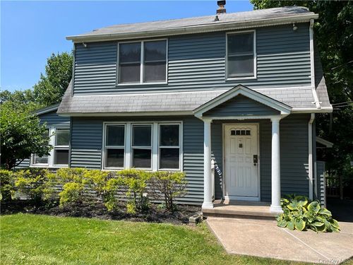 598 Route 303, Blauvelt, NY, 10913-1123 | Card Image