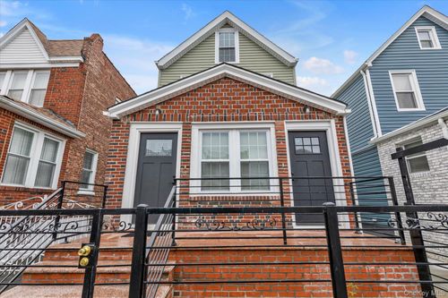 10469 129th Street, New York, NY, 11419 | Card Image