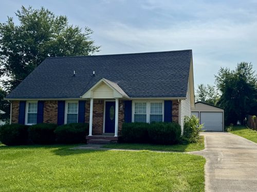 389 Elaine Dr, Clarksville, TN, 37042-6140 | Card Image