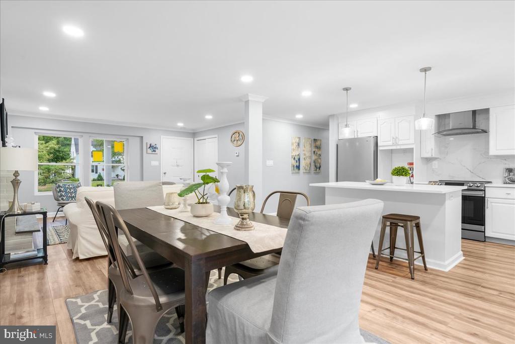 Oaklyn Ave, Norristown, PA 19403