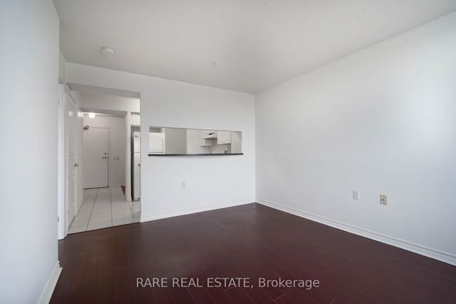 807 - 9015 Leslie St, Condo with 2 bedrooms, 1 bathrooms and 1 parking in Richmond Hill ON | Image 11