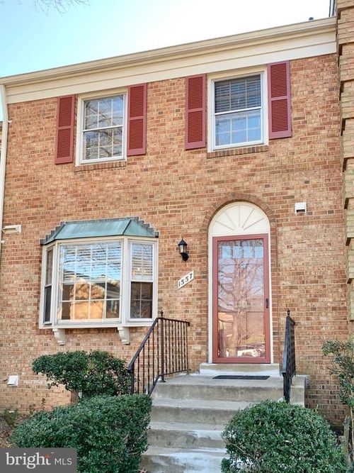 1557 Dunterry Pl, MCLEAN, VA, 22101-4316 | Card Image