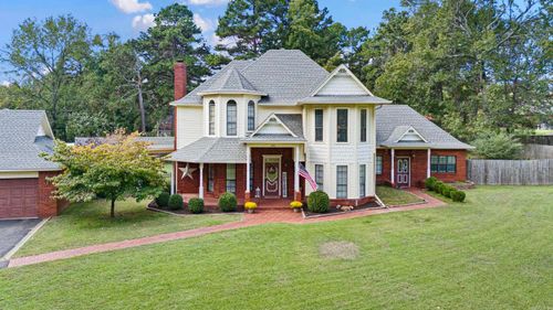 236 Meadow Rd, Russellville, AR, 72802-1832 | Card Image