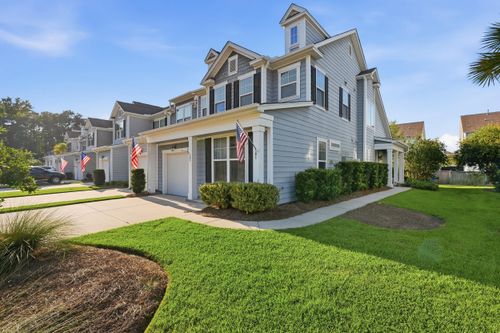 2591 Kingsfield St, Mount Pleasant, SC, 29466-7251 | Card Image