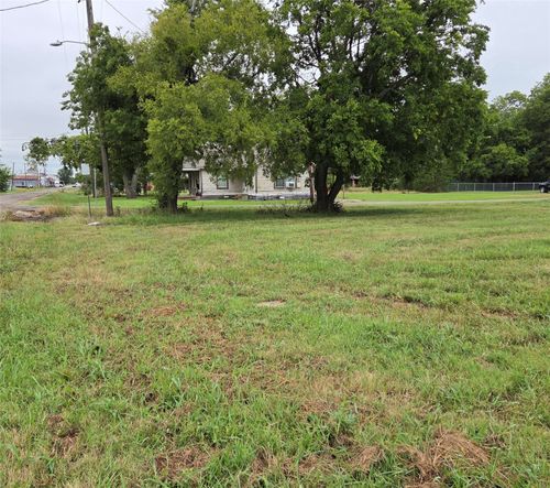 901 13th, Honey Grove, TX, 75446 | Card Image
