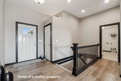 1767 Glen Rock Dr, Marion, IA, 52302 | Card Image