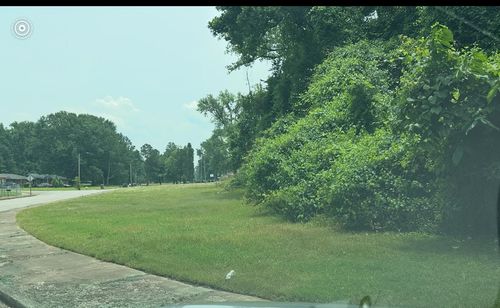 129 W Brooks Rd, Memphis, TN, 38109 | Card Image
