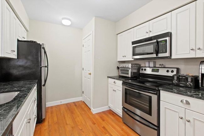 7 - 85 E Birch Rd, Condo with 2 bedrooms, 2 bathrooms and null parking in Stratton VT | Image 18