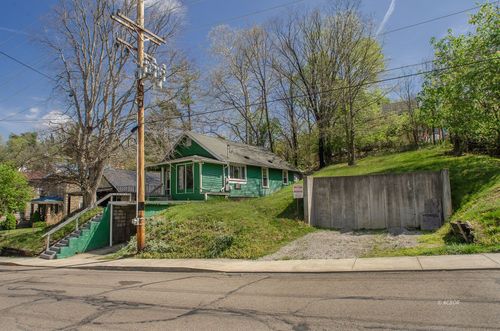 84 N Shafer St, Athens, OH, 45701 | Card Image
