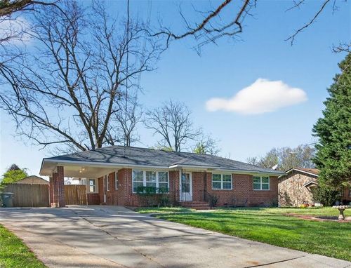 1705 Ridge St, Griffin, GA, 30223-1229 | Card Image