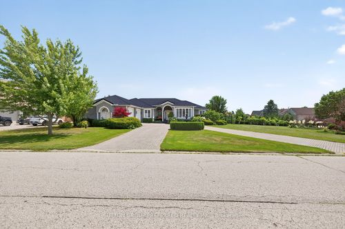 {{alt}} | Card Image