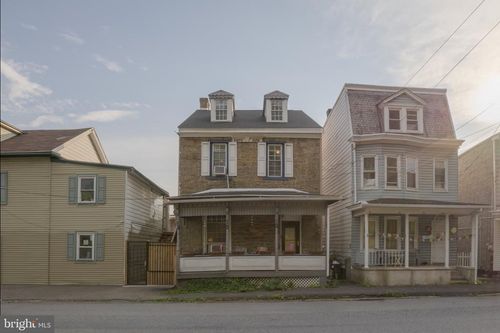 55 Mill St, Port Carbon, PA, 17965-1831 | Card Image