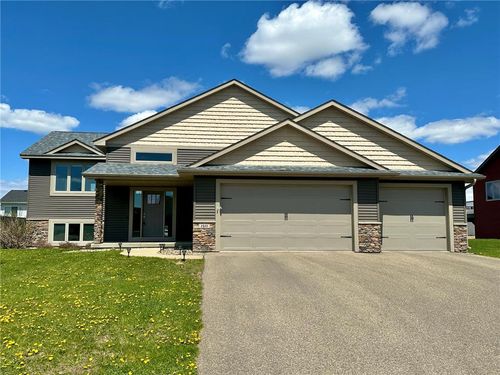 1511 Otter Way, NEW RICHMOND, WI, 54017-2621 | Card Image
