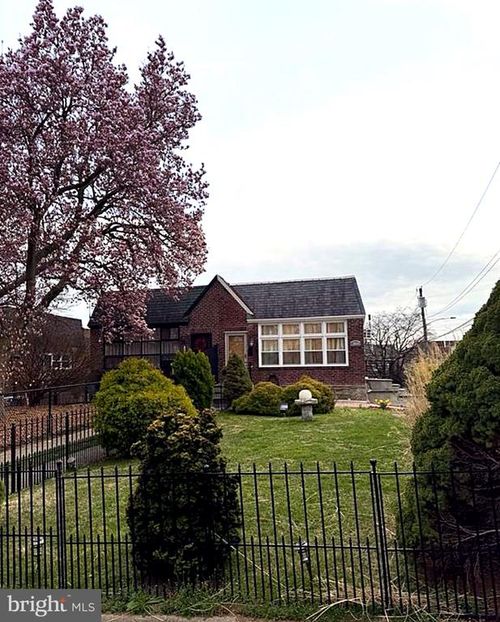 1800 Evarts St, PHILADELPHIA, PA, 19152-1119 | Card Image