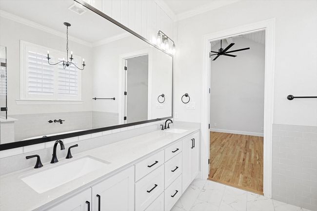 417 Cole Ln, House other with 3 bedrooms, 2 bathrooms and null parking in Midlothian TX | Image 27