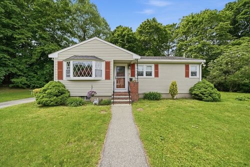 36 Ellis St, Woburn, MA, 01801-4130 | Card Image