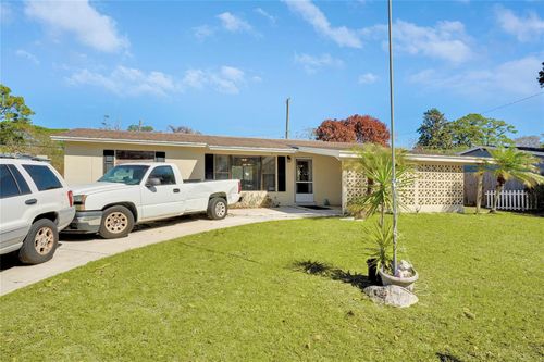 2424 1st Pl Sw, Vero Beach, FL, 32962-3311 | Card Image