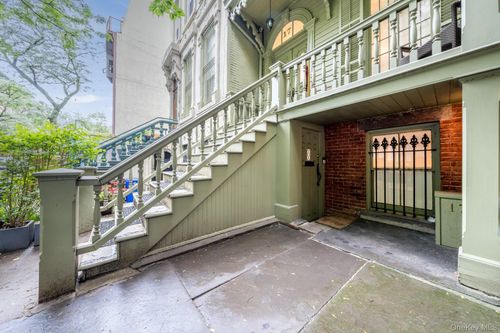 17 East E 128th St, New York, NY, 10035-1229 | Card Image