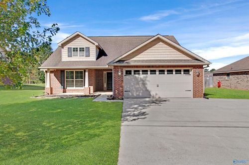 5058 Old Railroad Bed Rd, Harvest, AL, 35749-9229 | Card Image